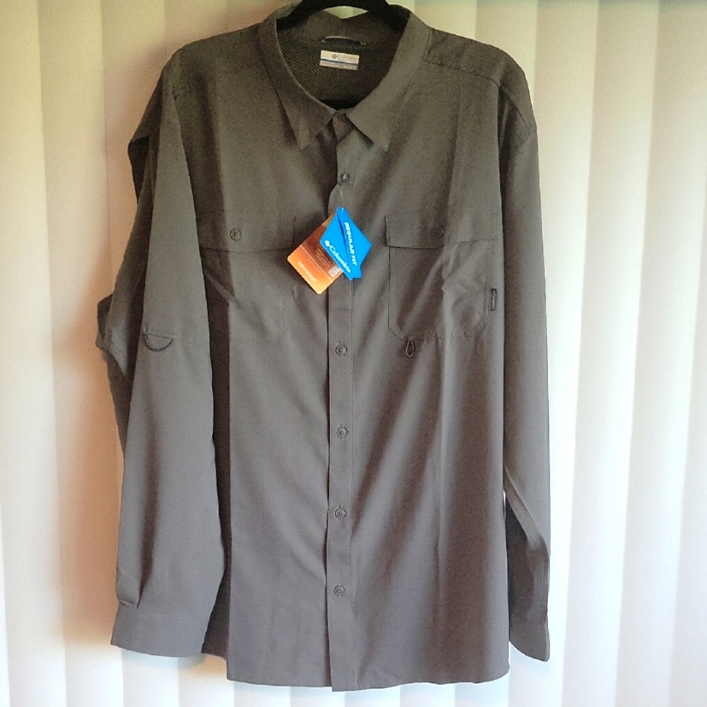 Men's Gray Button-Up Shirt Columbia